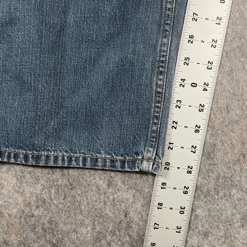 Levi's Men's Straight Jeans Size 42x30 Blue Denim Cotton‎ 5-Pockets Medium Wash